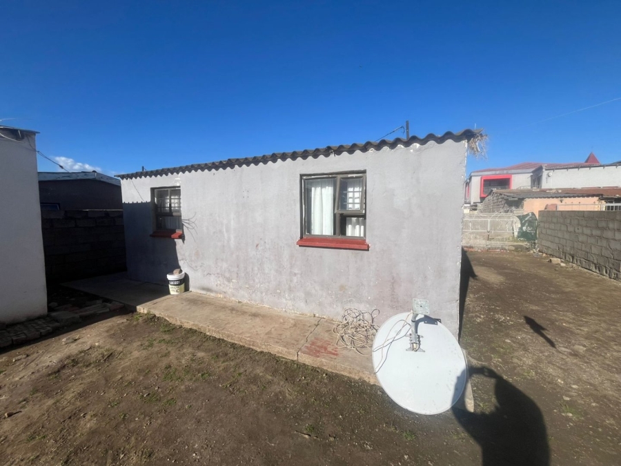 2 Bedroom Property for Sale in Kwazakhele Eastern Cape